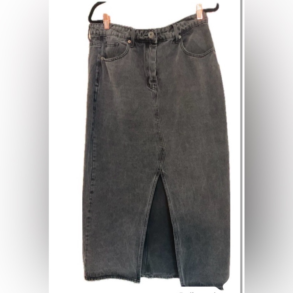***Brave Soul The Black Wash  RE/SET Chic Black Denim Midi Skirt with Front Slit